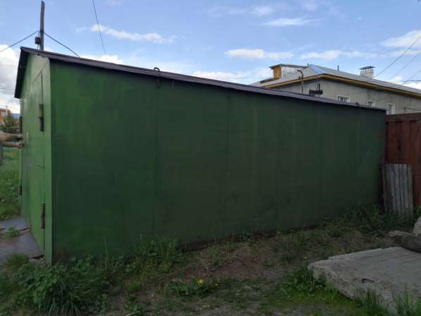 Продам гараж 3.5×6 внутри обшит имеется 2 чердака можно на в в Мариинске