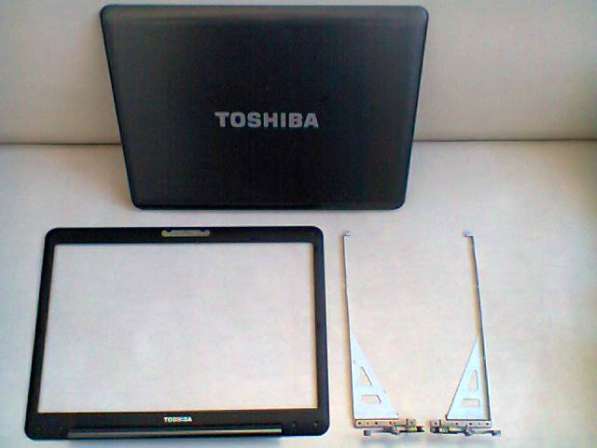 Toshiba Satellite A300 Крышка рамка матрицы однотонная