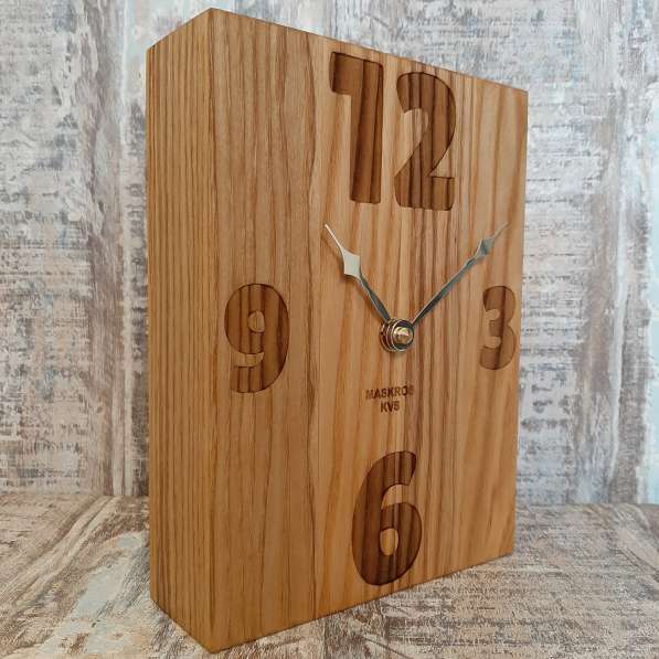 Часы настольные в Санкт-Петербурге фото 25