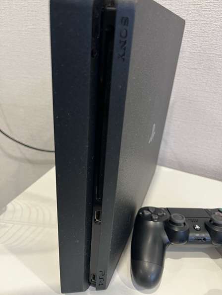 PlayStation 4 слим в Москве фото 4