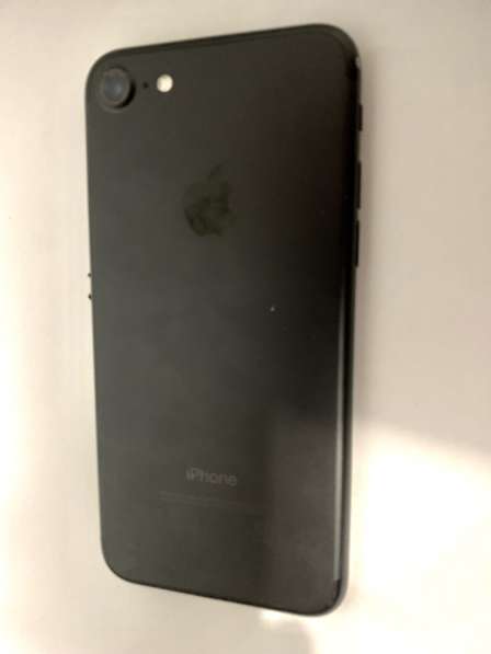 Айфон 7 вы идеальном состоянии в Москве фото 3