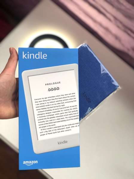 Электронная книга Amazon Kindle 2020 8 Гб + Чехол