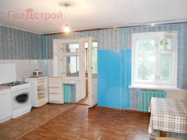 Продам двухкомнатную квартиру в Вологда.Жилая площадь 45,20 кв.м.Этаж 3.Есть Балкон.