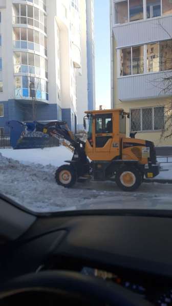 Уборка и вывоз снега. Аренда спецтехники в Екатеринбурге фото 7