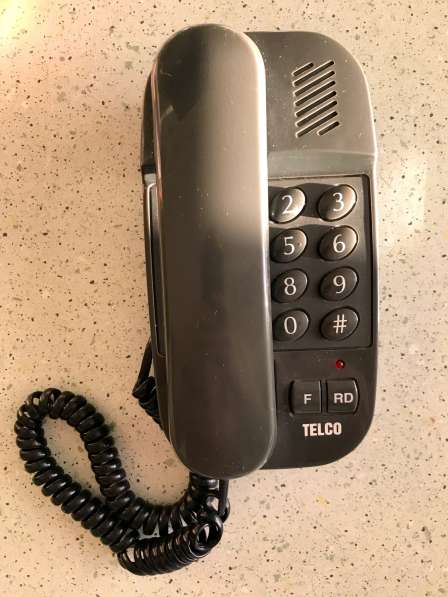Телефон проводной Telco PH-061. Рабочий в Красноярске