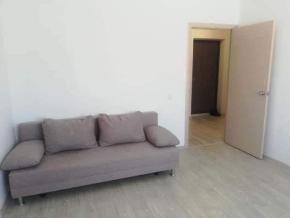 Сдается однокомнатная квартира на длительный срок с мебелью в Екатеринбурге фото 4
