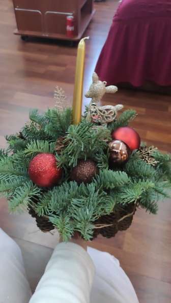 Композиция из живой ели в Москве фото 10