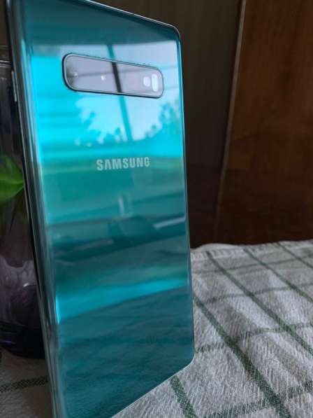 Продаю Samsung galaxy s 10 + (б/у) в Москве фото 3