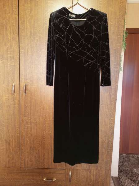 Платье черное 44-46р