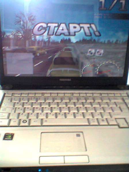 Toshiba satellite A200 A210 петля матрицы левая в Москве фото 28
