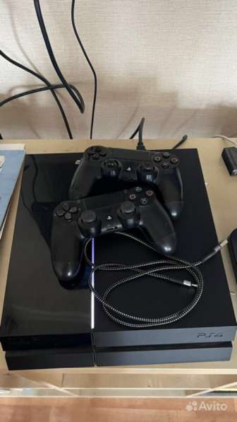 Игровая приставка ps4 в Омске