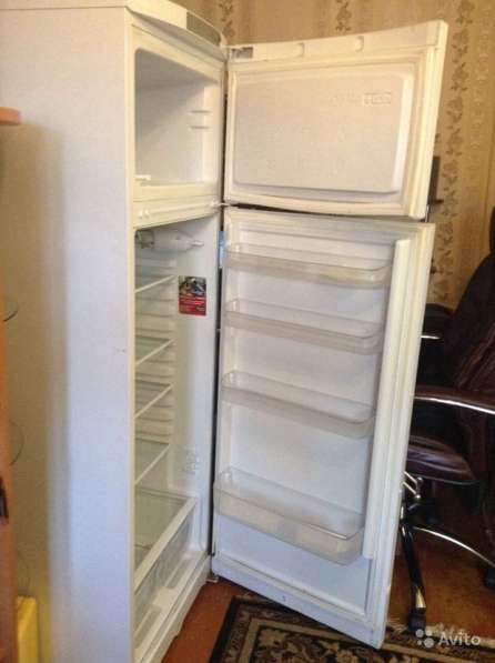 Холодильник Hotpoint Ariston в Барнауле фото 4
