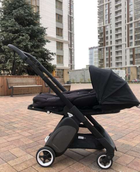 Коляска компактная bugaboo ant аренда в Москве