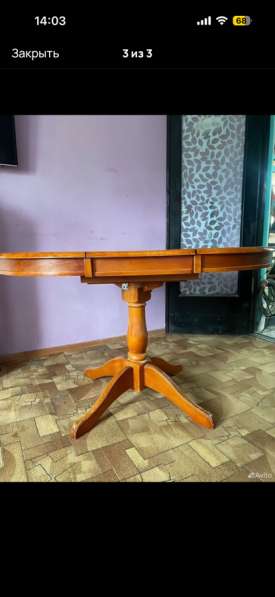 Деревянный стол