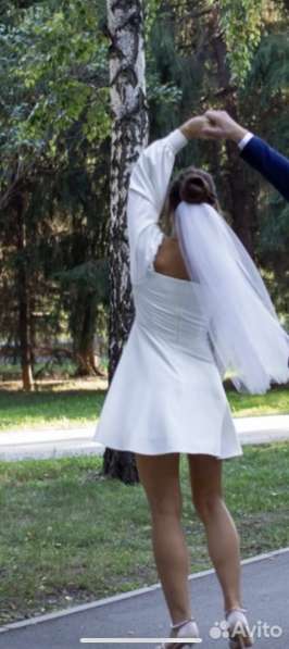 Свадебное платье 44 р в Новосибирске