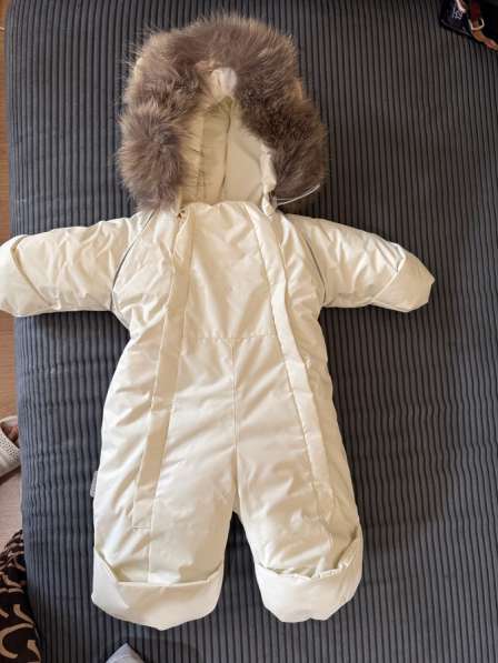 Продаю детские вещи в Москве