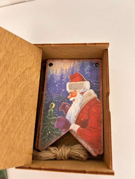 Новогодние ретро флажки из дерева в Москве фото 5