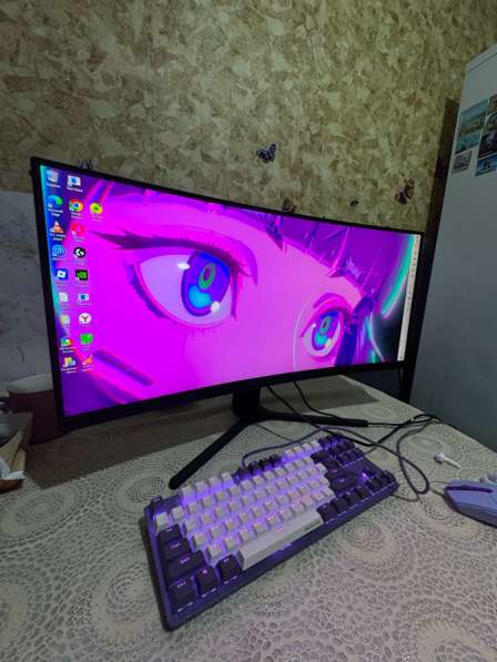 Монитор 200 герц