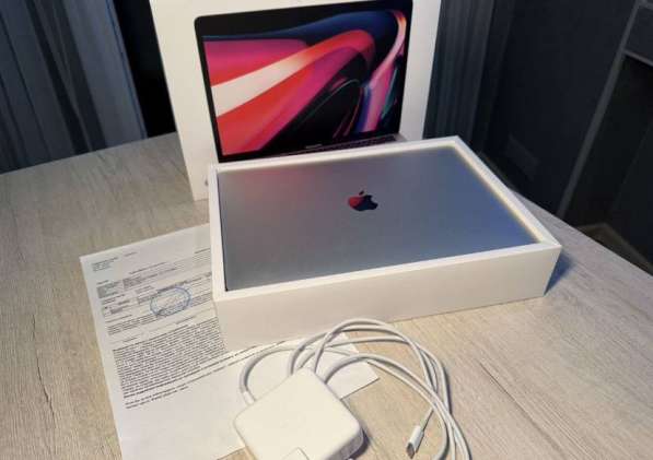 MacBook Pro 13" M1 — мощный и компактный