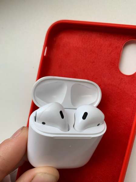 AirPods 2 в Санкт-Петербурге фото 5