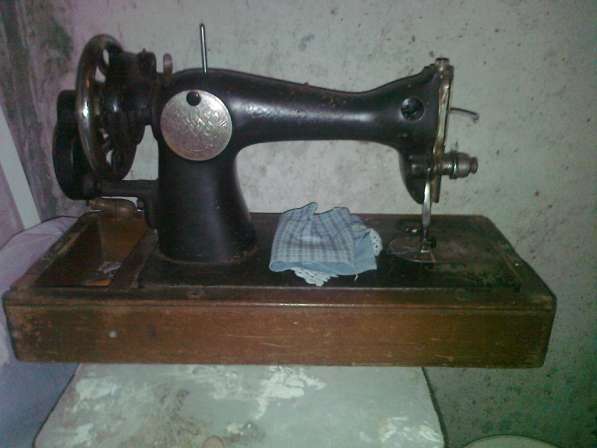 Раритетная швейная машинка Подольская