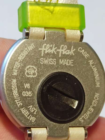 Часы детские SWATCH flik flak V8 035, SWISS, мало б/у в Москве