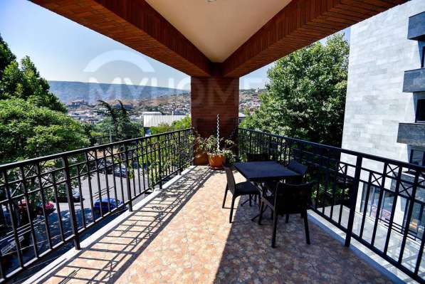 Продается 4-комнатная квартира в фото 10