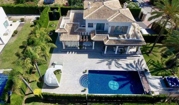 Испания, Хавея - продажа аристократичной виллы с бассейном