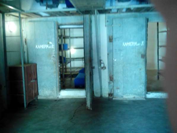 На закрытой территории склады-термосы в Феодосии фото 4