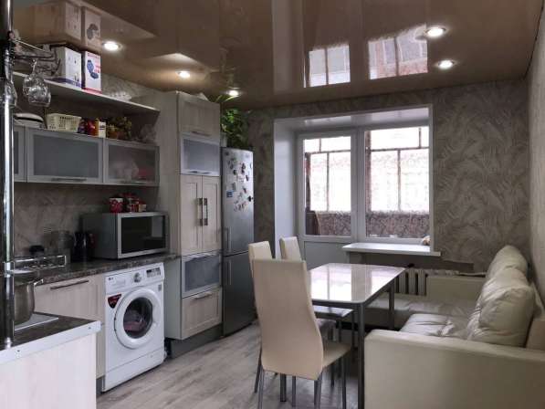 Срочно сдам трехкомнатную квартиру с новым ремонтом в Новокузнецке фото 4