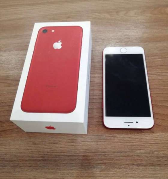 IPhone 7 32 gb red