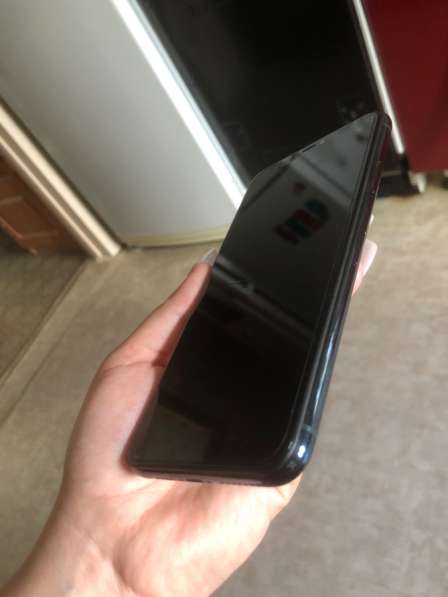 Продам айфон 11 про Макс в Новосибирске