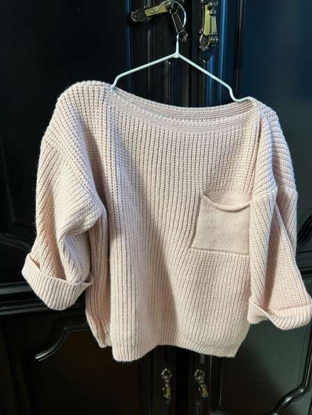 Продам свитер