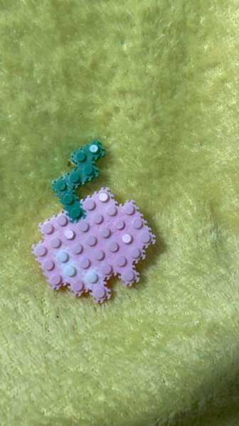 Красивая вишенка из конструктора