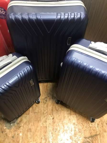 Ударопрочный чемодан