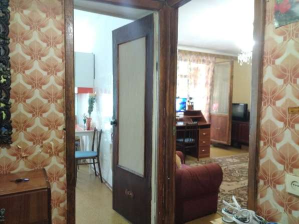 Продам трёхкомнатную квартиру в элитном районе в Севастополе фото 4