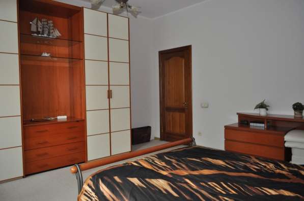 Продам 3-х комнатную квартиру в Красноярске фото 3