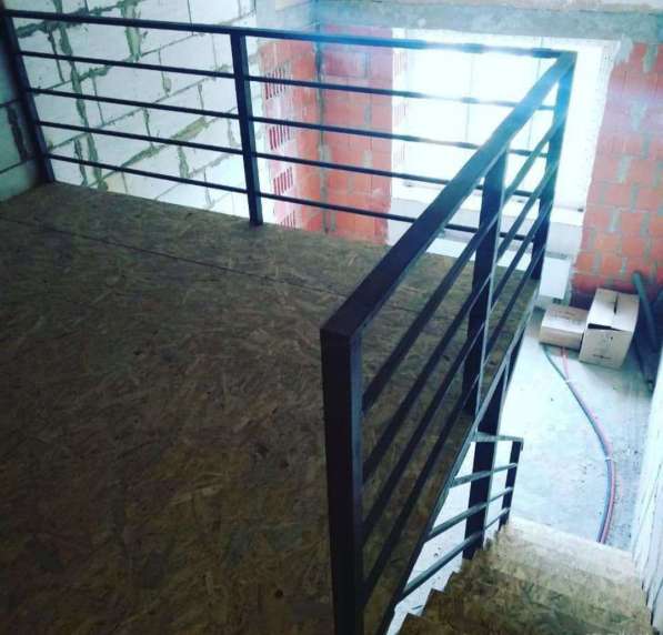Лестницы на металлическом каркасе в Королёве фото 8