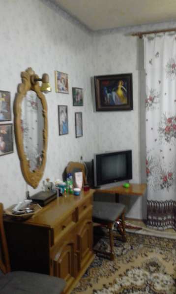 Квартира на городке ОР. ул. Осипенко. Зал-17,2кв. м. выход в фото 3