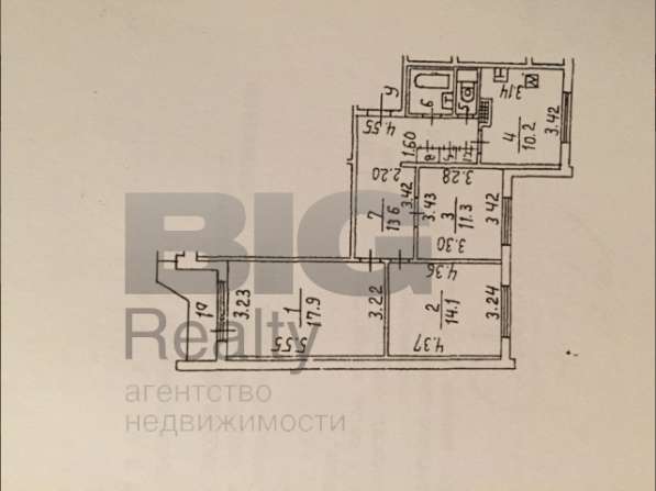 Продам трехкомнатную квартиру в Москве. Жилая площадь 74 кв.м. Дом панельный. Есть балкон. в Москве