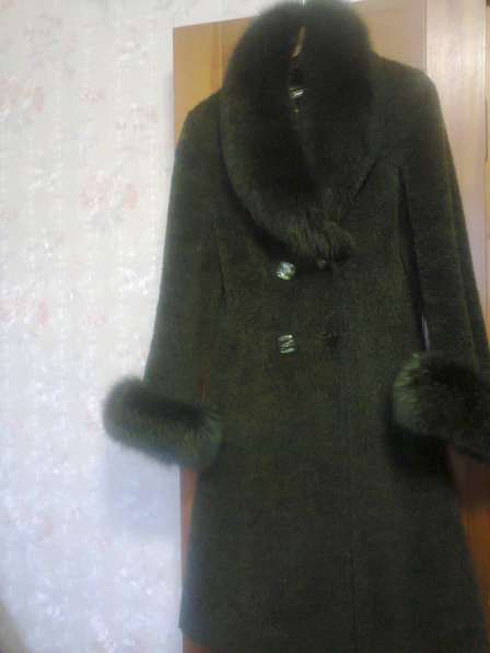 Демисезонное элегантное женское пальто в Новокузнецке