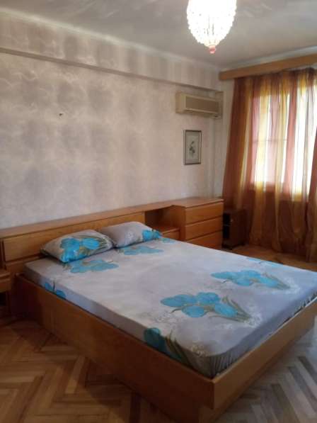 Посуточная 4 комнатная квартира в Баку в фото 10