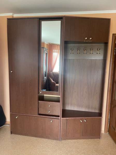 Прихожая б/у