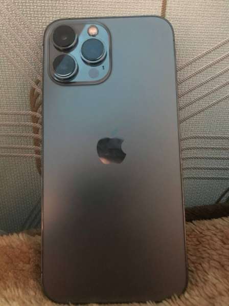 Продаю практично новий iPhone 13 Pro Max