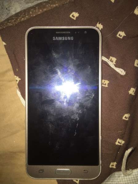 Samsung galaxy j3 (2016) срочно продаю, либо обмен на айфон