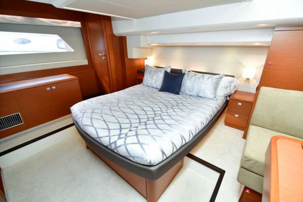 Новая Luxury яхта Prestige 550 Flybridge -58 fit в аренду в фото 9