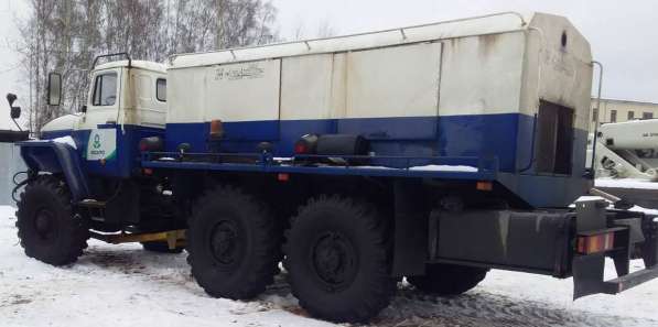 Продам шнекороторный снегоочиститель УРАЛ; 2015 г/в в Перми