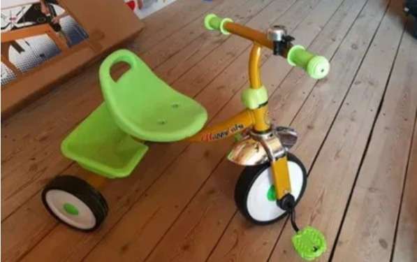 Велосипед-беговел для ребенка 3-5лет