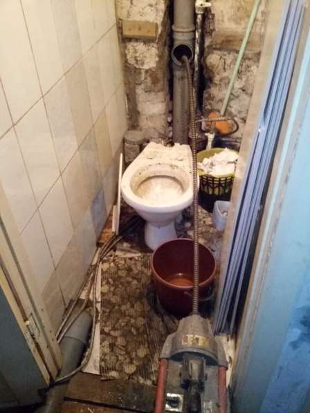 Устранение засора. Прочистка труб канализации в Барнауле