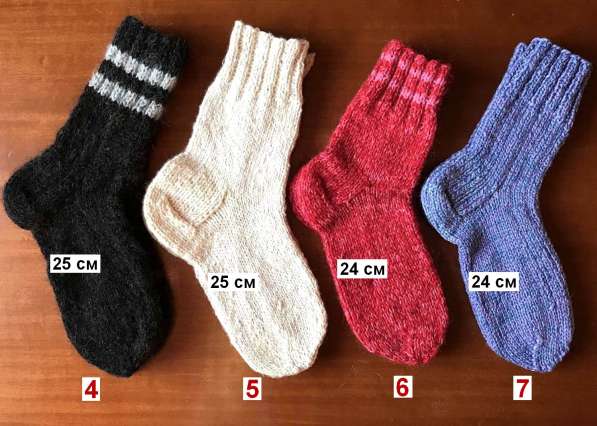 Носки и рукавички вязаные (ручная работа) в фото 4